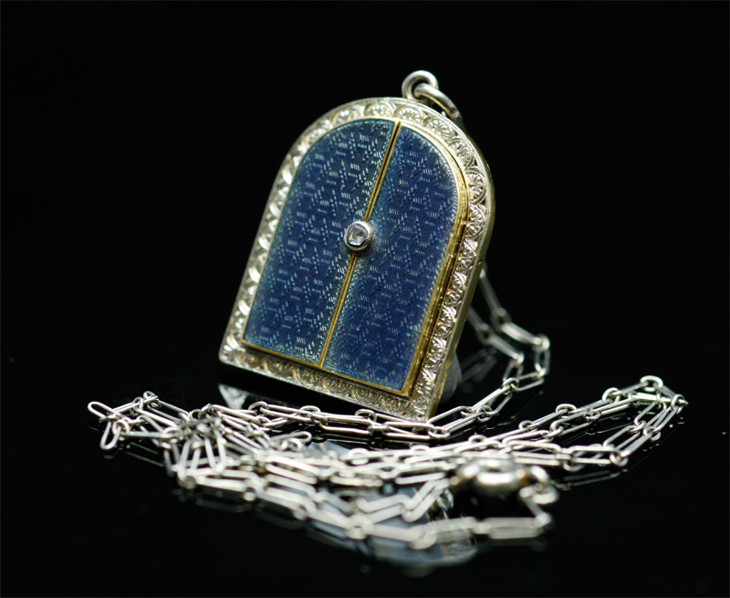 Antique Gallery Soleil アンティークジュエリー / ブルーギ